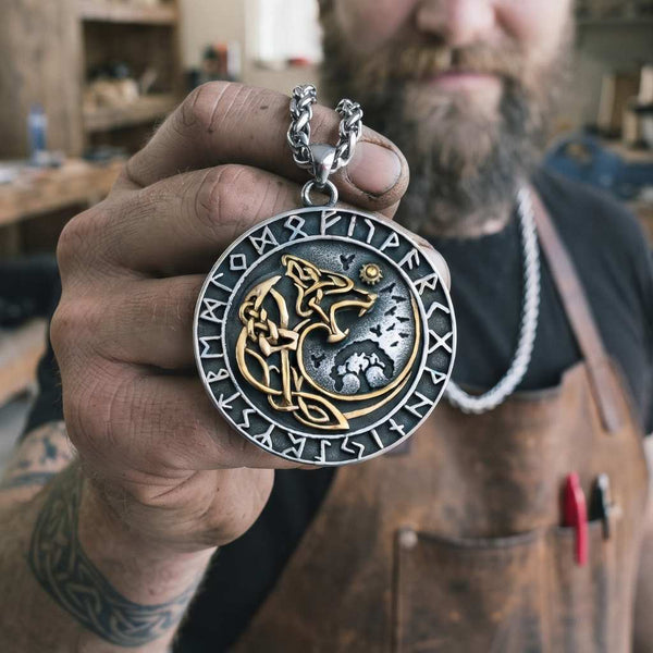 SKÖLL MEDALLION - STAINLESS STEEL