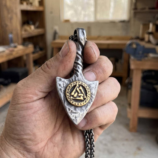 VALKNUT MEDALLION - STAINLESS STEEL