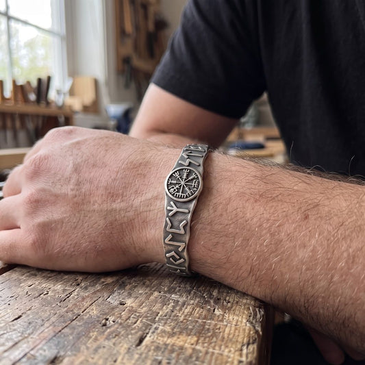 WAYFINDER CUFF - STAINLESS STEEL
